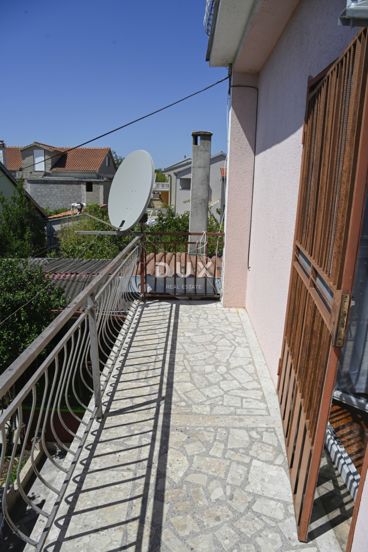 Hiša Tinj, Benkovac, 275m2