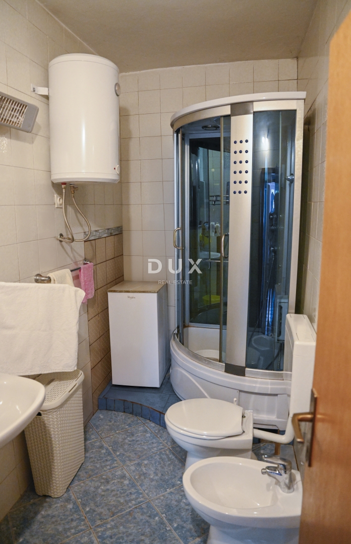 Hiša Tinj, Benkovac, 275m2