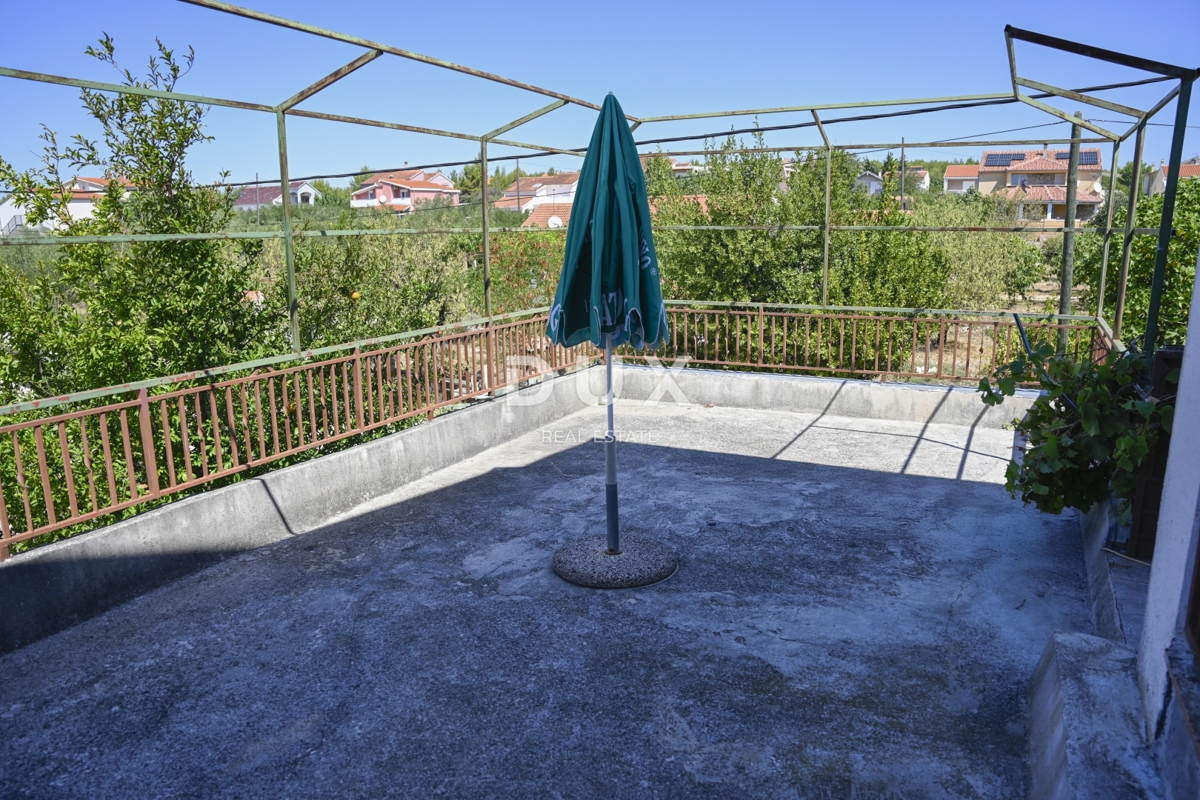 Hiša Tinj, Benkovac, 275m2