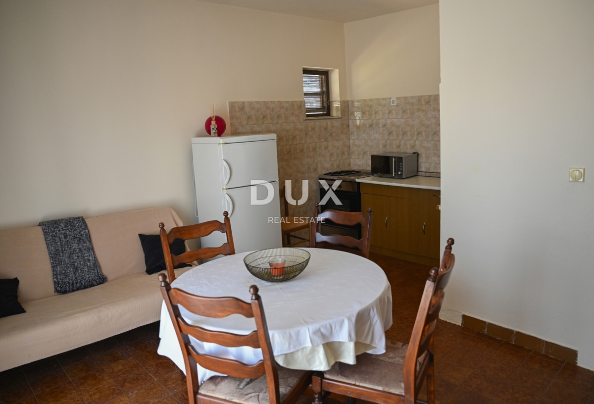 Hiša Tinj, Benkovac, 275m2