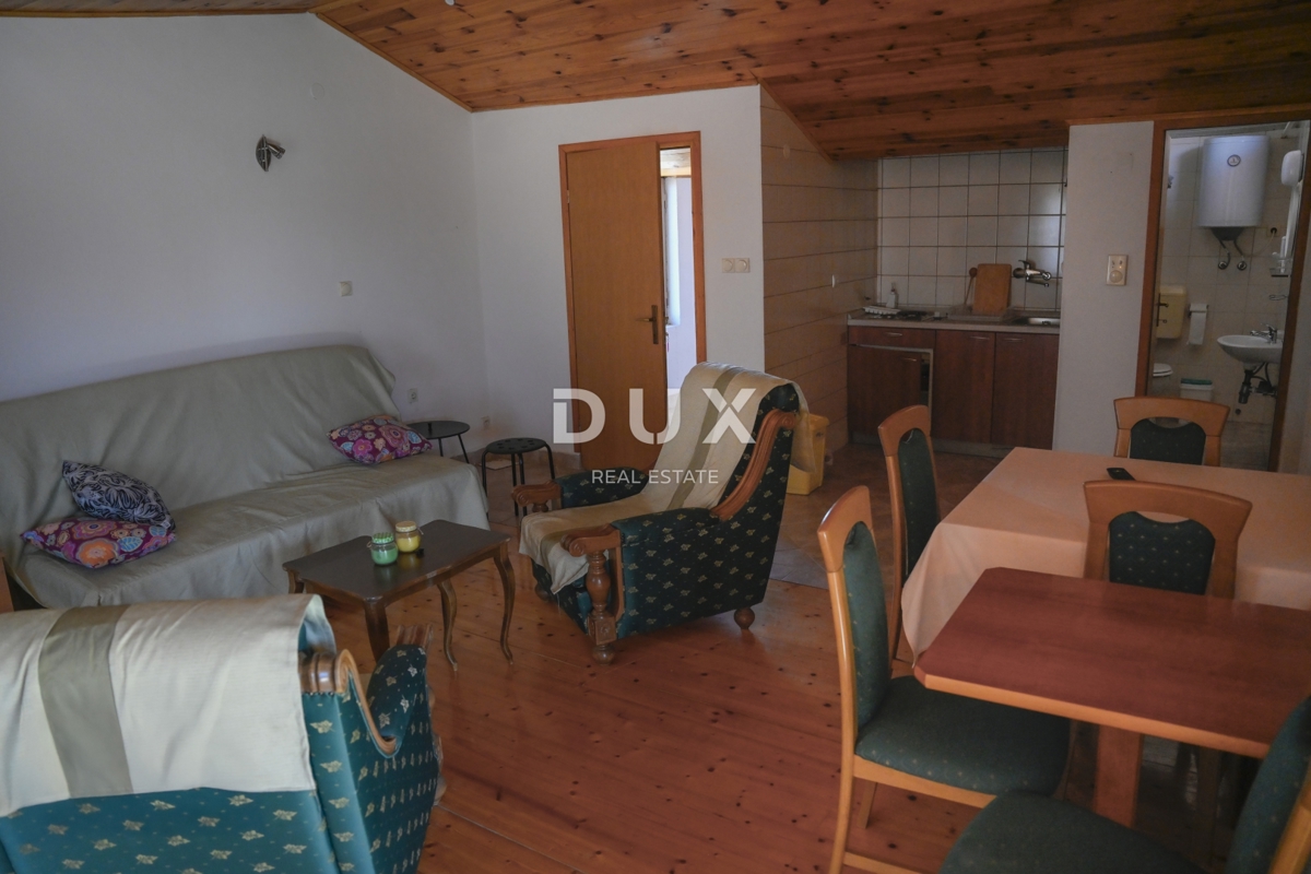 Hiša Tinj, Benkovac, 275m2