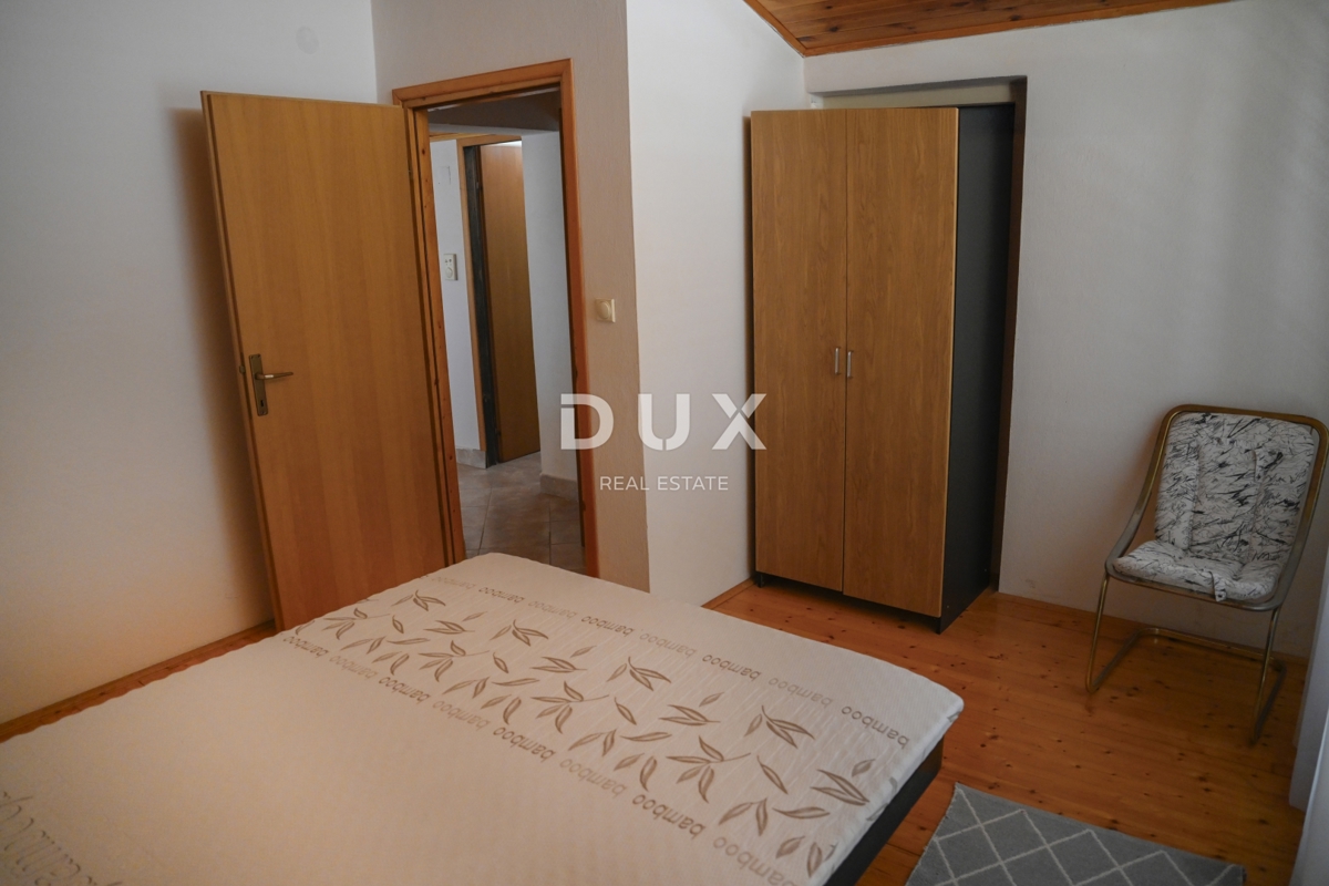 Hiša Tinj, Benkovac, 275m2