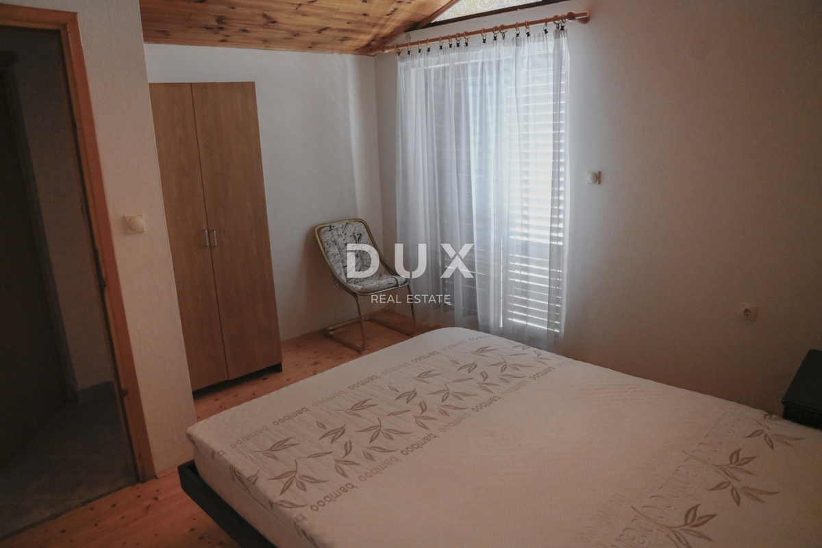 Hiša Tinj, Benkovac, 275m2