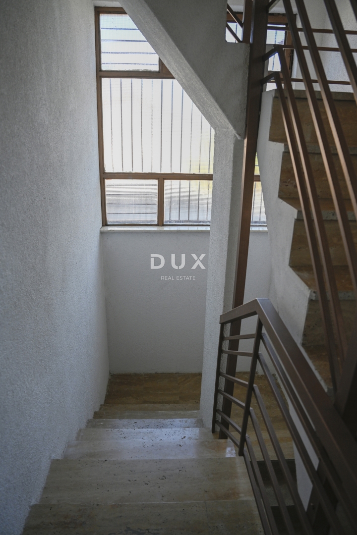 Hiša Tinj, Benkovac, 275m2