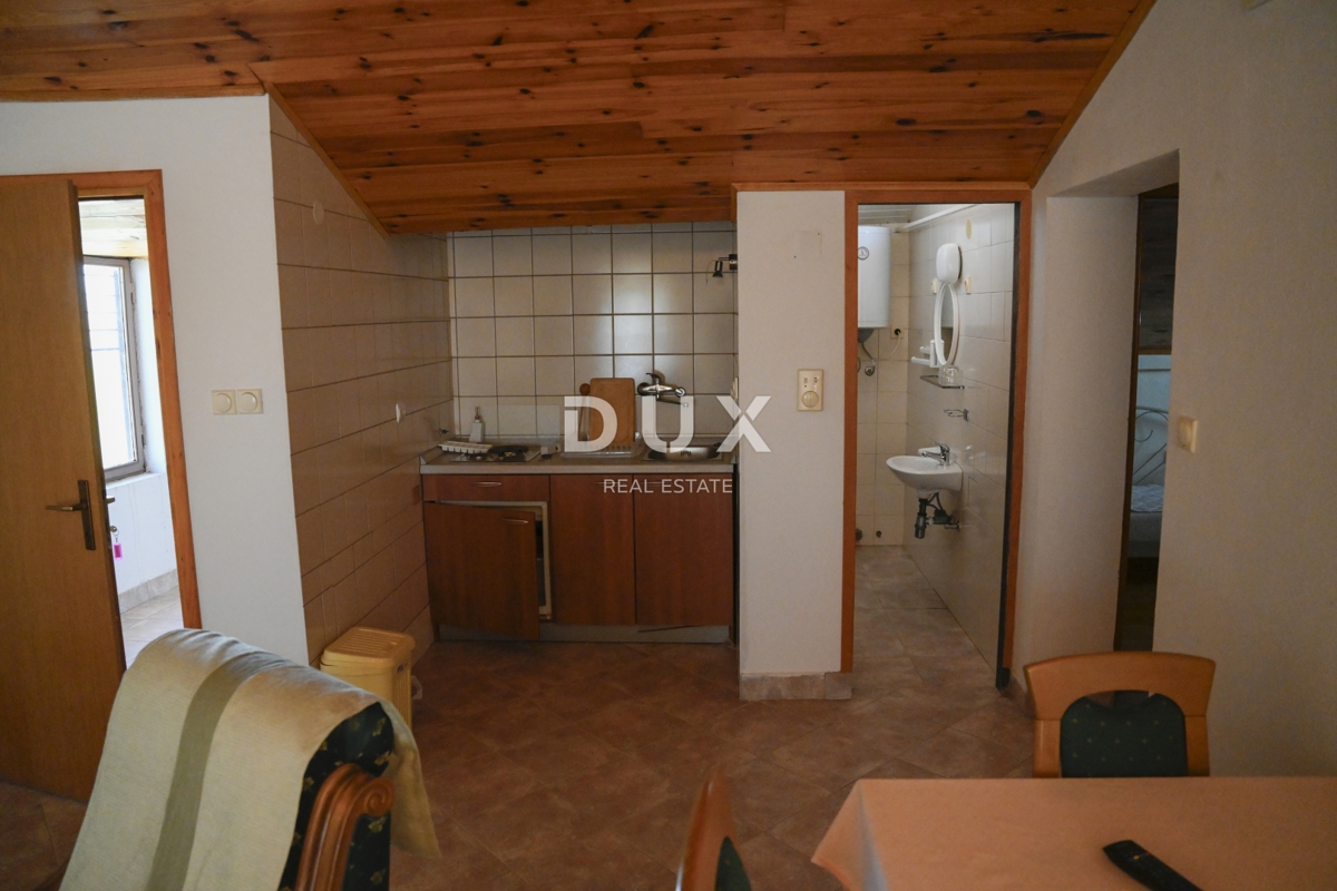 Hiša Tinj, Benkovac, 275m2