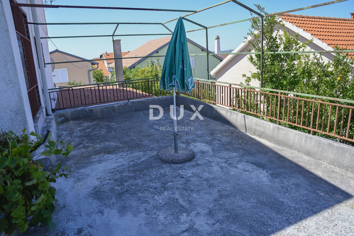 Hiša Tinj, Benkovac, 275m2