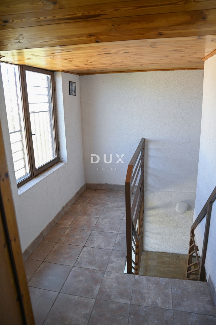 Hiša Tinj, Benkovac, 275m2