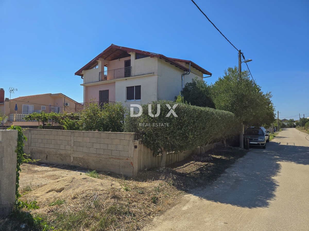 Hiša Tinj, Benkovac, 275m2