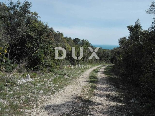 ISTRA, RAKALJ - Zemljišče v prvi vrsti do morja