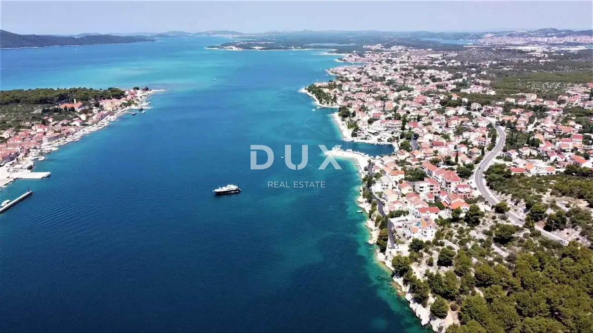 ŠIBENIK, BRODARICA – GRADBENO ZEMLJIŠČE 1040 m², 550 m OD MORJA – IDEALNO ZA GRADBO STANOVANJSKEGA OBJEKTA!