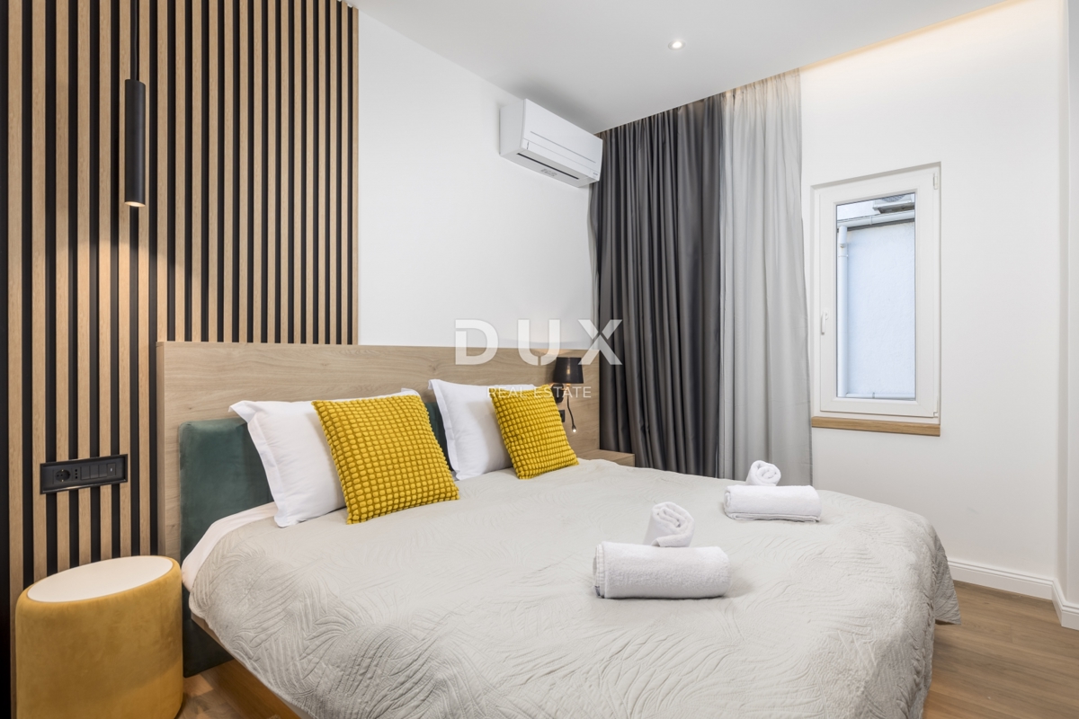 RIJEKA, CENTER - Vrhunsko opremljena nepremičnina s tremi ločenimi enotami in pogledom na celoten Kvarner