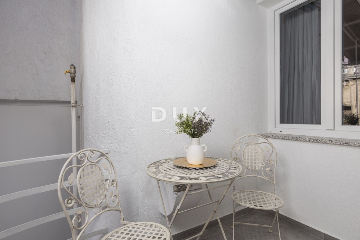 RIJEKA, CENTER - Vrhunsko opremljena nepremičnina s tremi ločenimi enotami in pogledom na celoten Kvarner