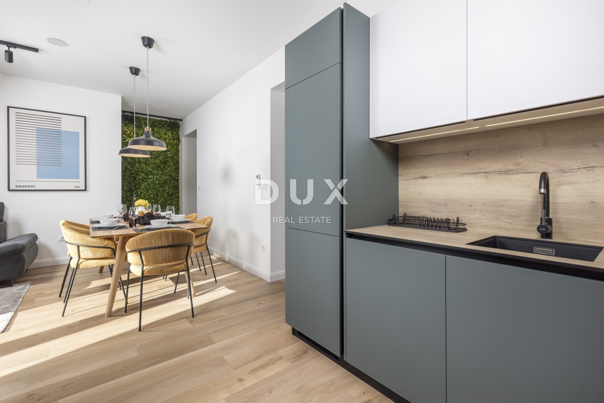 RIJEKA, CENTER - Vrhunsko opremljena nepremičnina s tremi ločenimi enotami in pogledom na celoten Kvarner