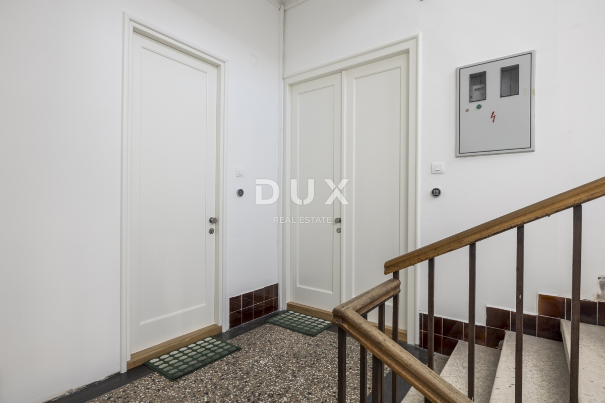 RIJEKA, CENTER - Vrhunsko opremljena nepremičnina s tremi ločenimi enotami in pogledom na celoten Kvarner