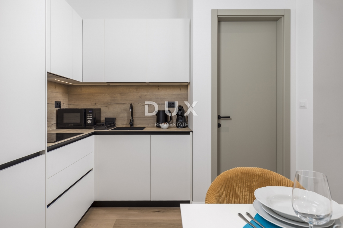 RIJEKA, CENTER - Vrhunsko opremljena nepremičnina s tremi ločenimi enotami in pogledom na celoten Kvarner