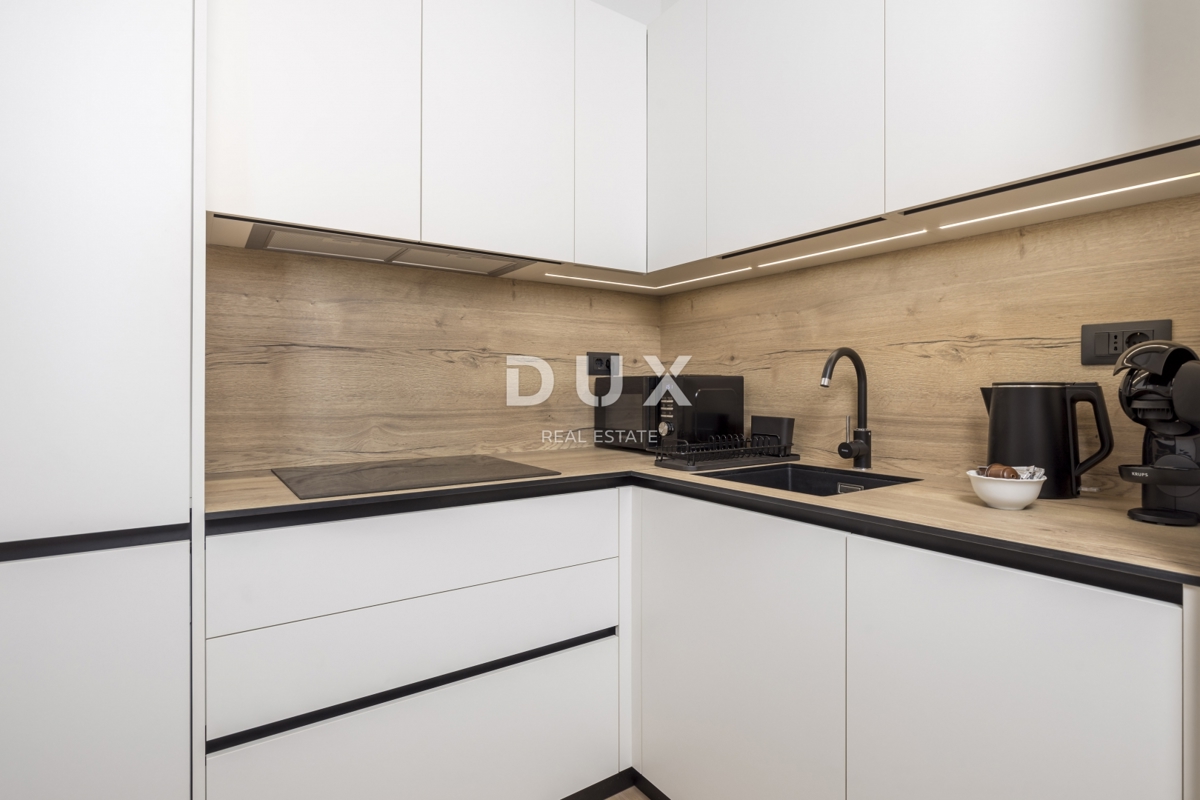 RIJEKA, CENTER - Vrhunsko opremljena nepremičnina s tremi ločenimi enotami in pogledom na celoten Kvarner