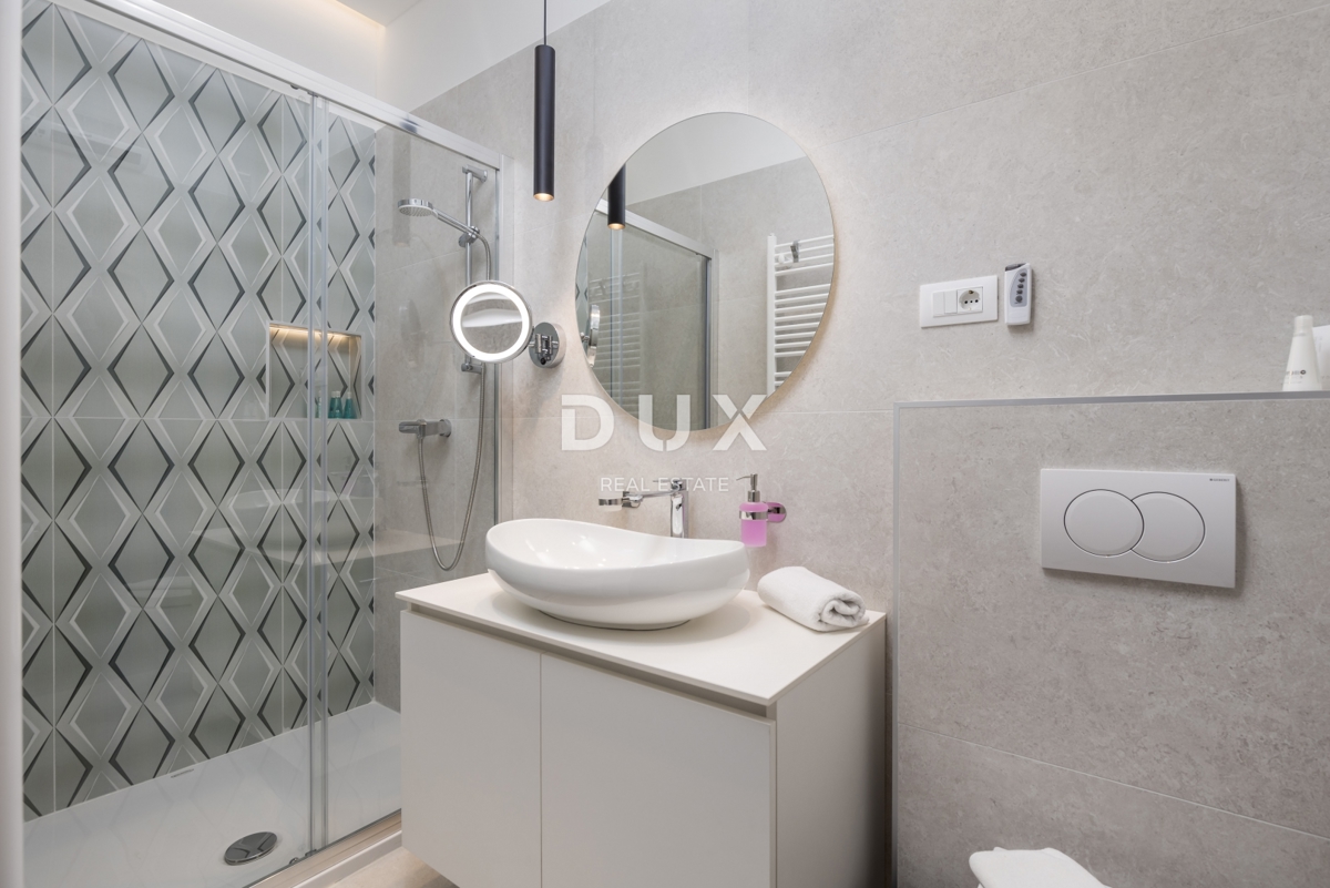 RIJEKA, CENTER - Vrhunsko opremljena nepremičnina s tremi ločenimi enotami in pogledom na celoten Kvarner