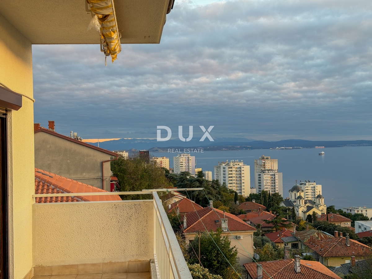 RIJEKA, TRSAT - nadstropje zasebne hiše s čudovitim pogledom na morje, odlična lokacija nad središčem Reke