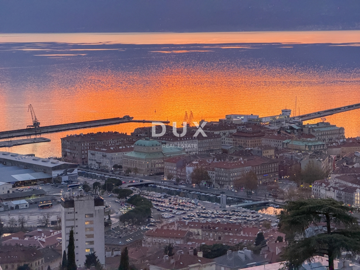 RIJEKA, TRSAT - nadstropje zasebne hiše s čudovitim pogledom na morje, odlična lokacija nad središčem Reke