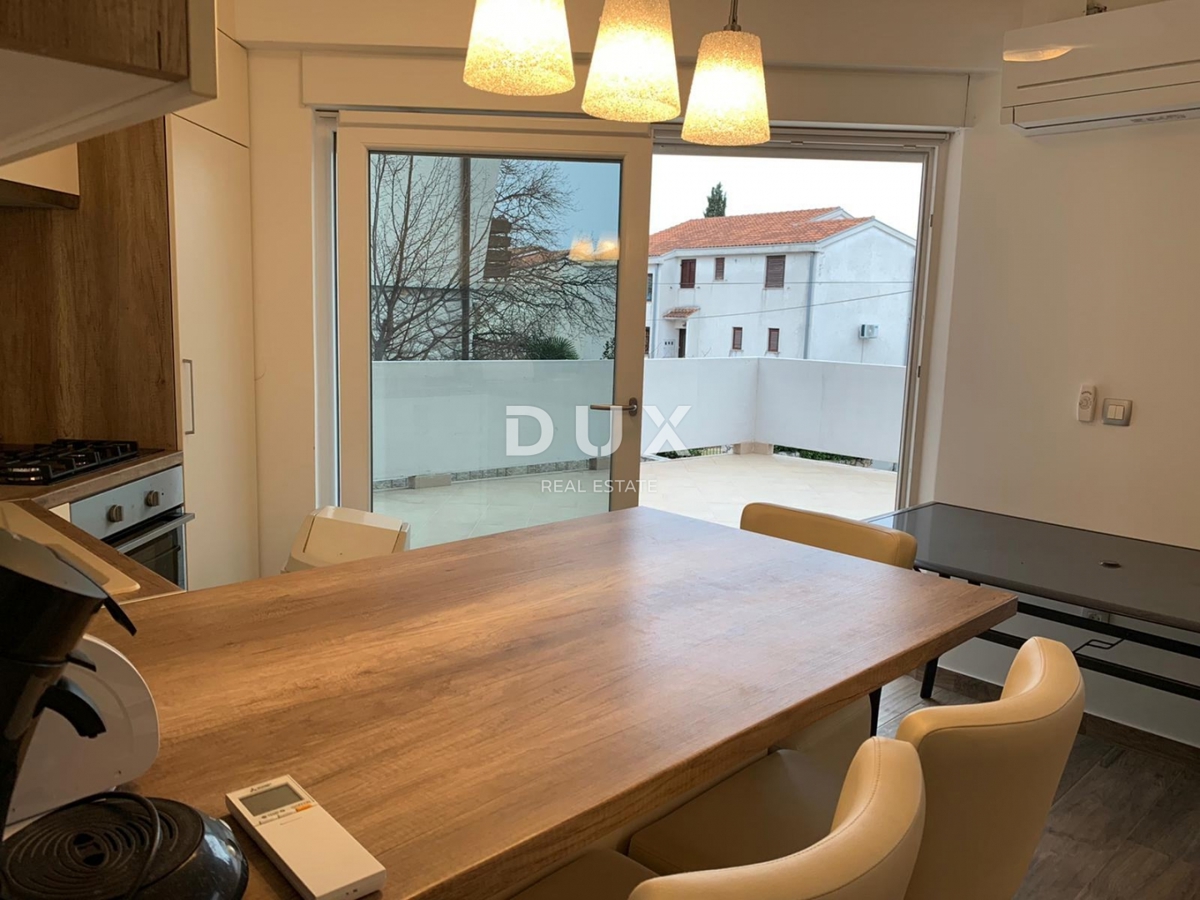 CRIKVENICA, DRAMALJ - odlično stanovanje 200 m od morja