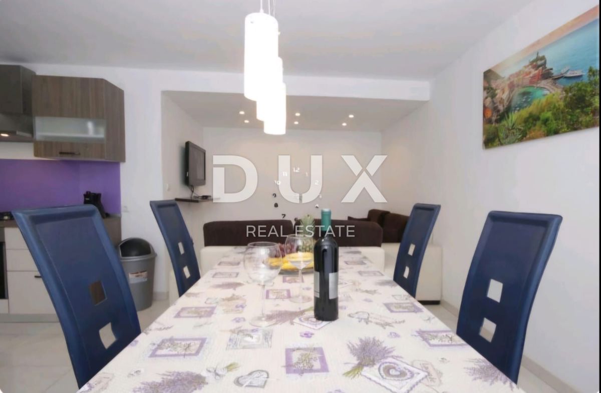 ISTRA, PULA - Družinski apartma z vrtom v centru + dodatna garsonjera! REDKO NA VOLJO LOKACIJA!