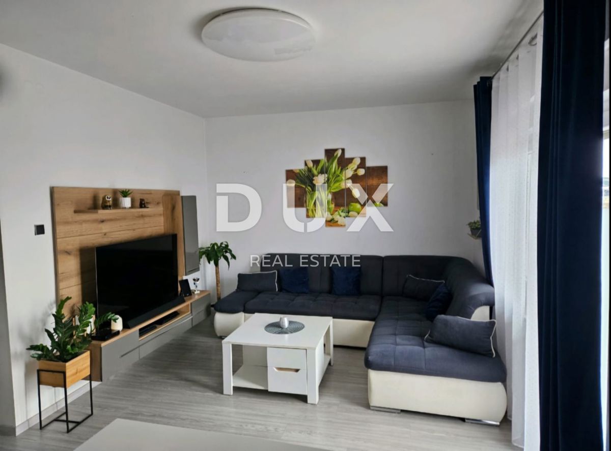 ISTRA, PULA - Družinski apartma z vrtom v centru + dodatna garsonjera! REDKO NA VOLJO LOKACIJA!