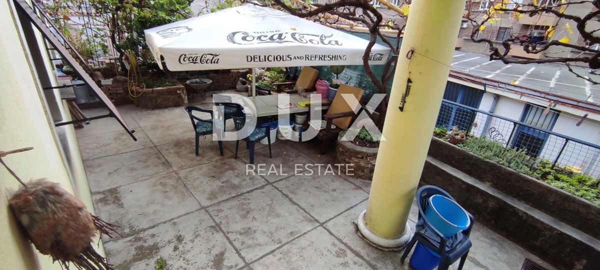 RIJEKA, BELVEDER - Stanovanje v pritličju s teraso na priljubljeni lokaciji