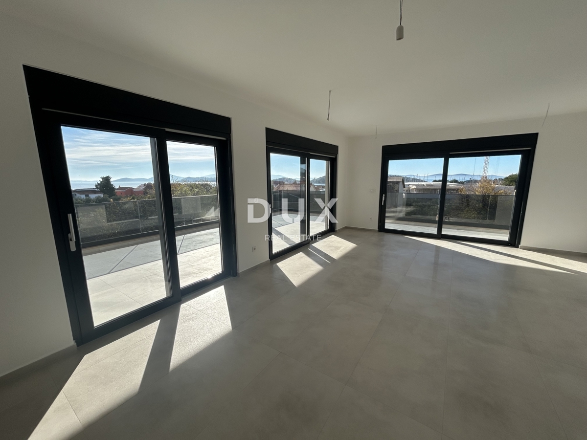 ŠIBENIK, TRIBUNJ – Trisobno stanovanje s čudovitim pogledom na morje! NOVOGRADNJA!