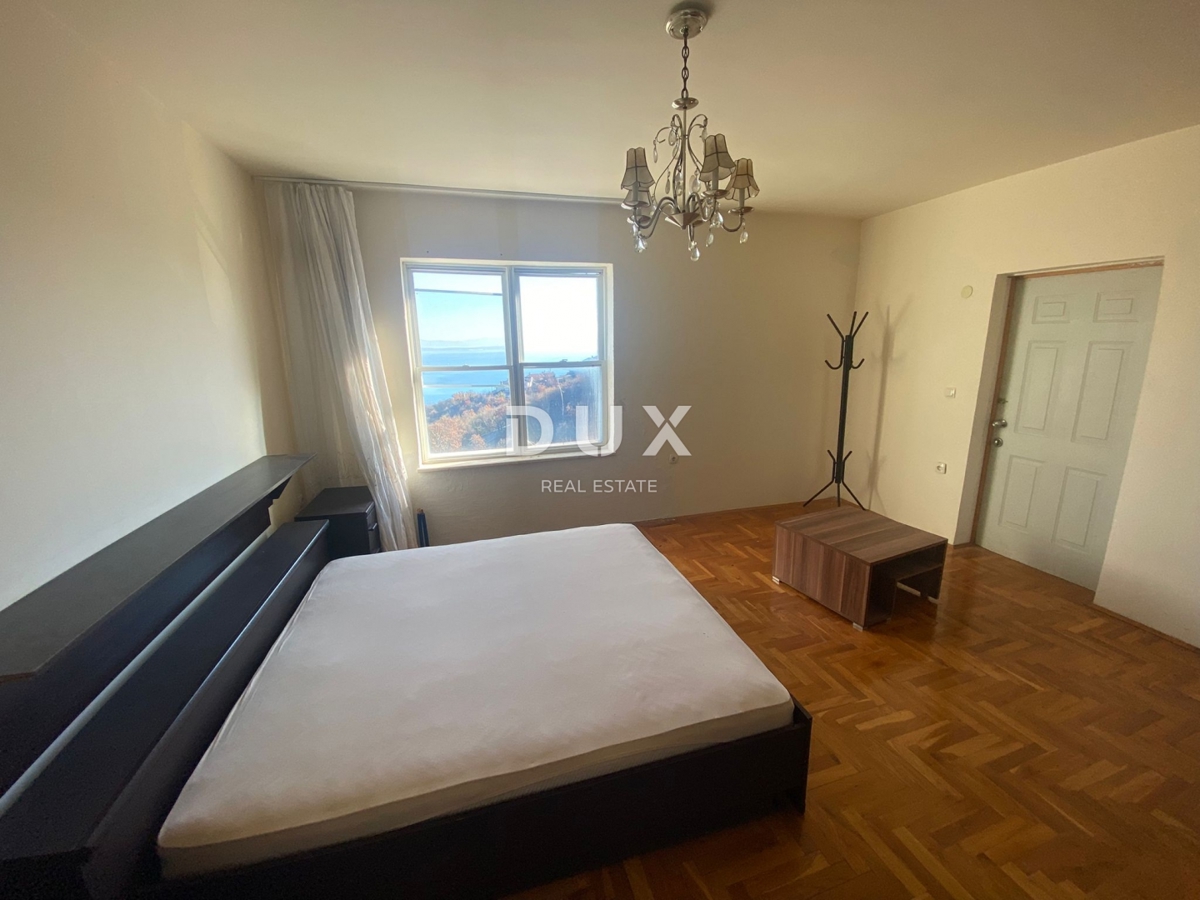 OPATIJA, BREGI - samostojna hiša 400 m2 + vrt 826 m2 + 3 garaže s pogledom na morje! PRILOŽNOST!