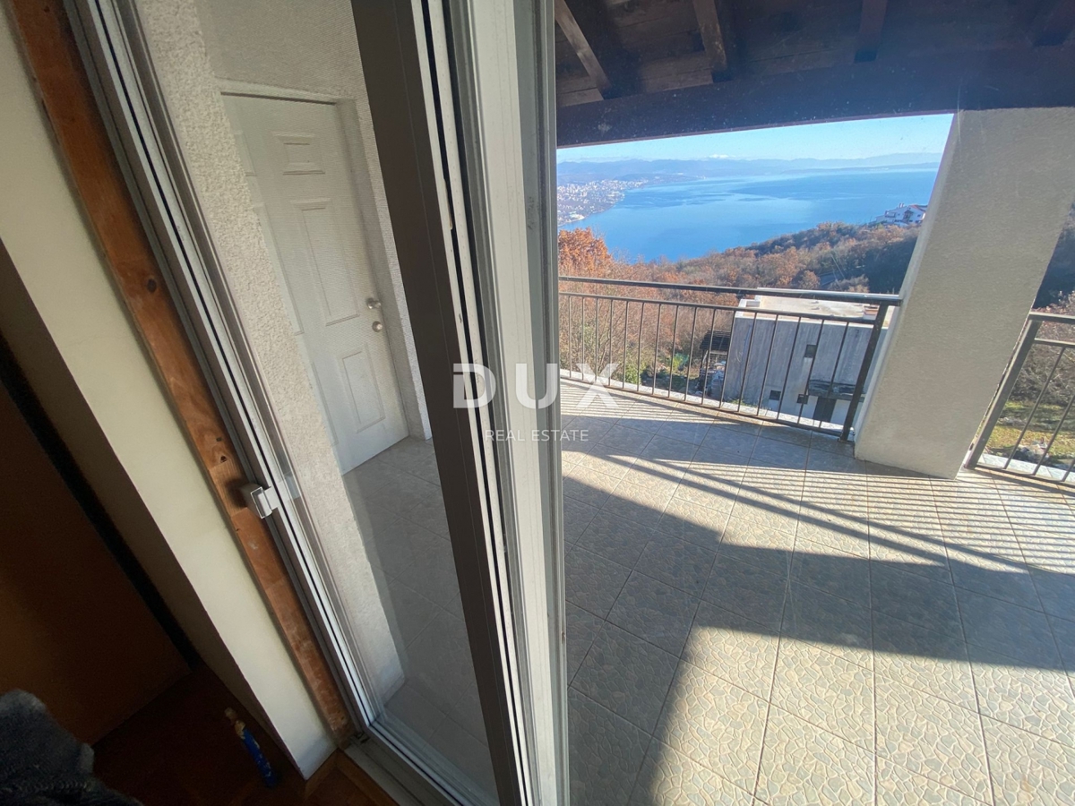 OPATIJA, BREGI - samostojna hiša 400 m2 + vrt 826 m2 + 3 garaže s pogledom na morje! PRILOŽNOST!