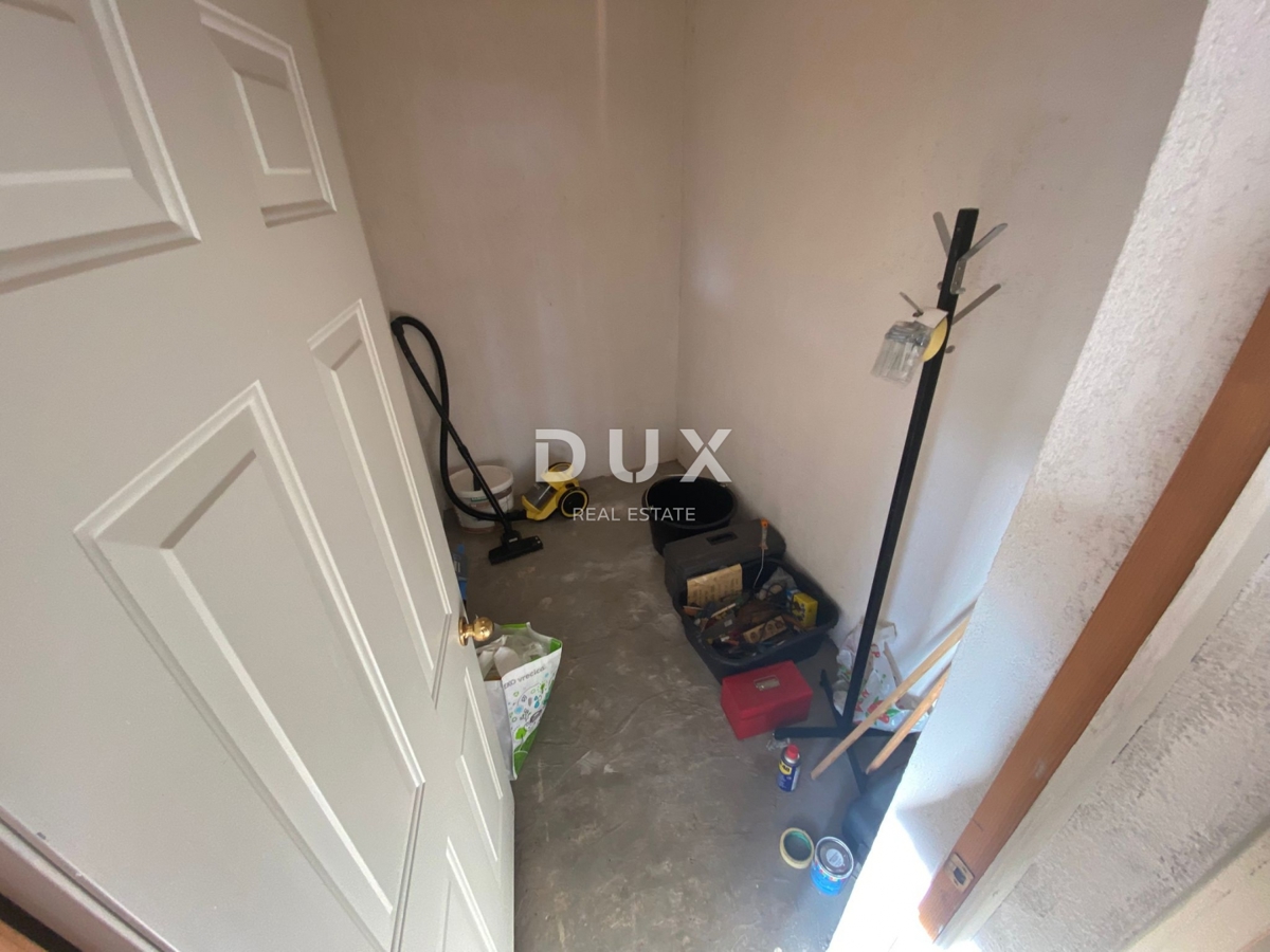 OPATIJA, BREGI - samostojna hiša 400 m2 + vrt 826 m2 + 3 garaže s pogledom na morje! PRILOŽNOST!