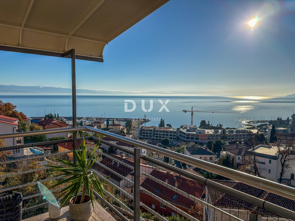 OPATIJA, IČIĆI - penthouse v čudoviti vili nad resortom Mariott, garaža, 300m od plaže