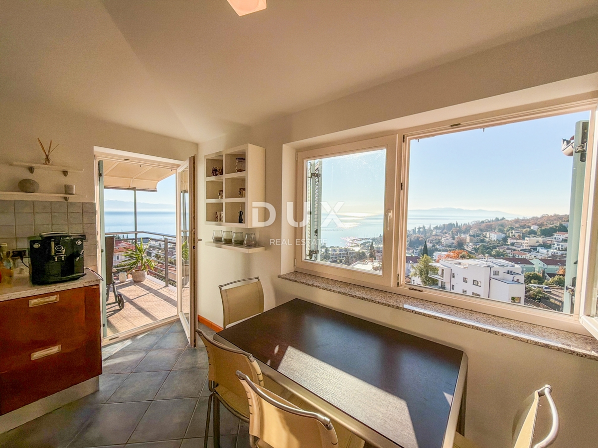 OPATIJA, IČIĆI - penthouse v čudoviti vili nad resortom Mariott, garaža, 300m od plaže