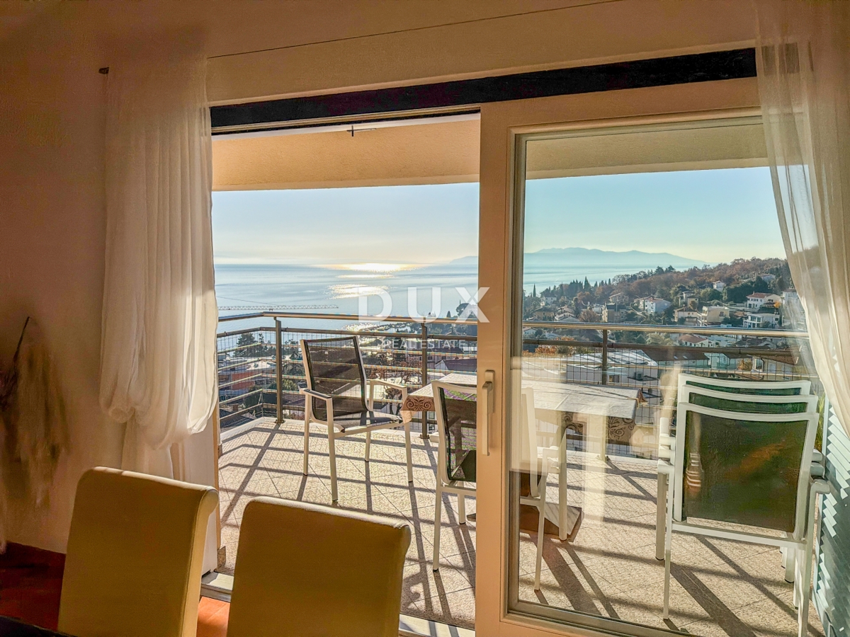 OPATIJA, IČIĆI - penthouse v čudoviti vili nad resortom Mariott, garaža, 300m od plaže