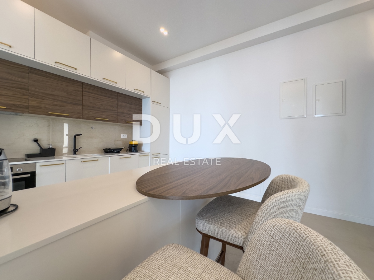 OPATIJA, LOVRAN – ekskluzivno stanovanje s panoramskim razgledom in bazenom