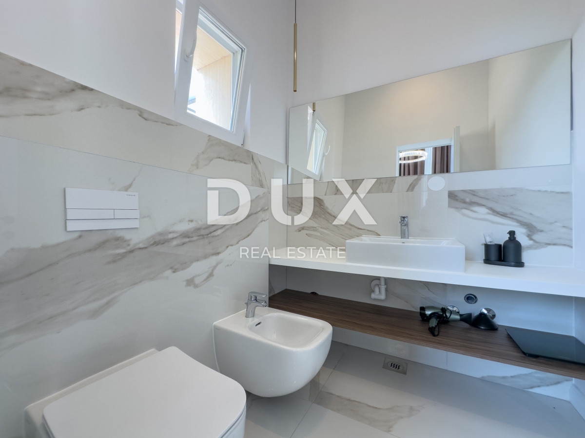 OPATIJA, LOVRAN – ekskluzivno stanovanje s panoramskim razgledom in bazenom