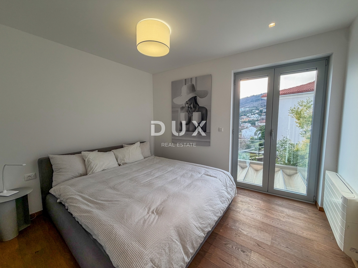 OPATIJA, CENTER - stanovanje v dokončani luksuzni novogradnji z garažo in bazenom