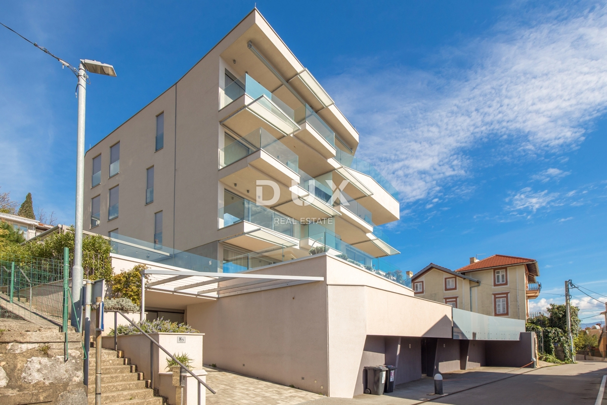 OPATIJA, CENTER - stanovanje v dokončani luksuzni novogradnji z garažo in bazenom