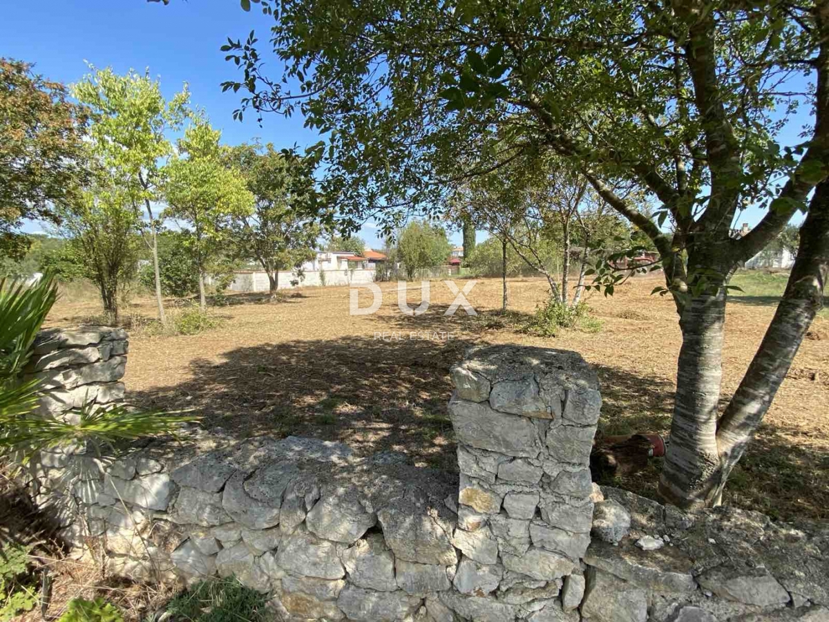 ISTRA, VALBANDON - Gradbeno zemljišče za turistične namene T2