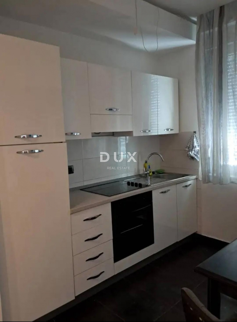 RIJEKA, CENTER - funkcionalno in popolnoma opremljeno 2-sobno stanovanje v širšem središču Reke, idealno za bivanje ali investicijo!