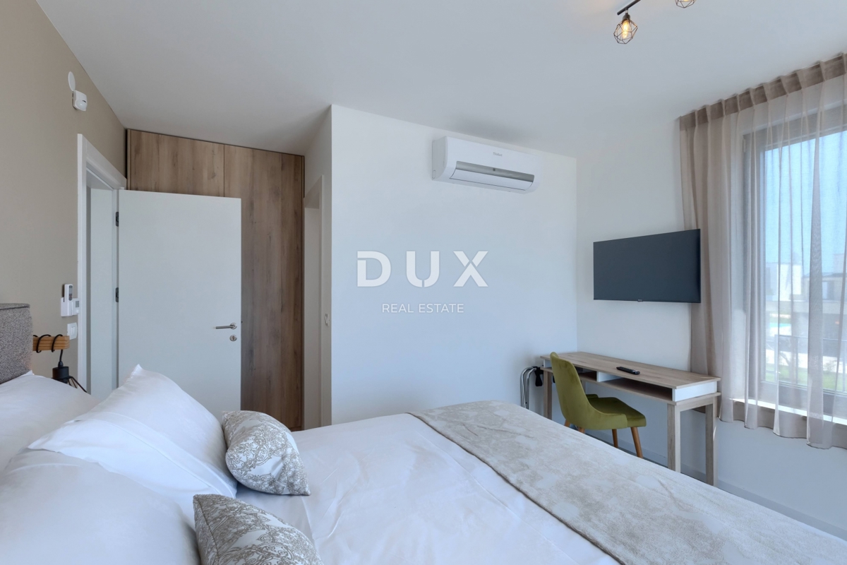 ISTRA, BRTONIGLA – Dve luksuzni vili z bazenoma v mirnem okolju