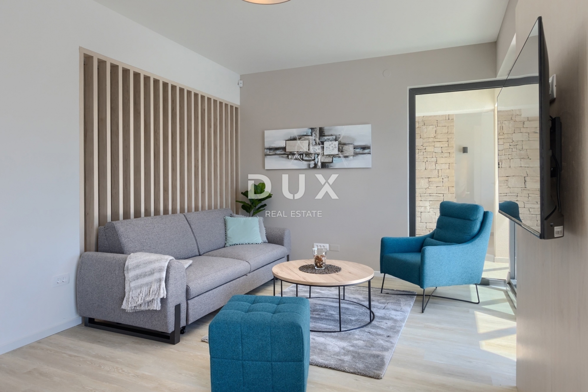 ISTRA, BRTONIGLA – Dve luksuzni vili z bazenoma v mirnem okolju