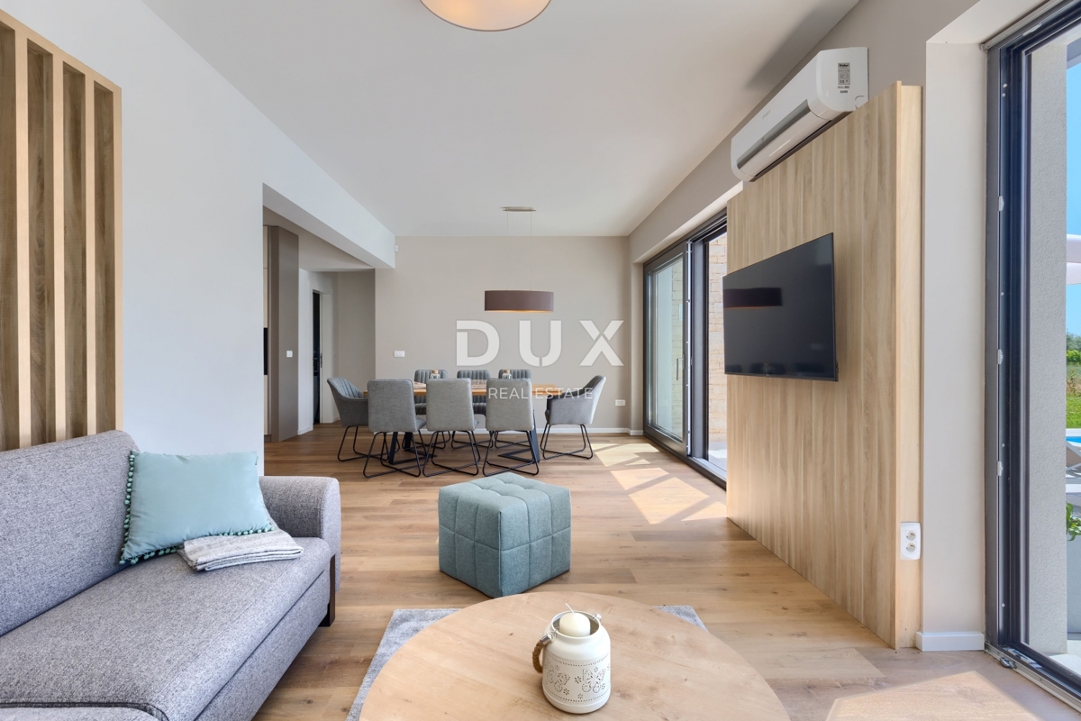 ISTRA, BRTONIGLA – Dve luksuzni vili z bazenoma v mirnem okolju