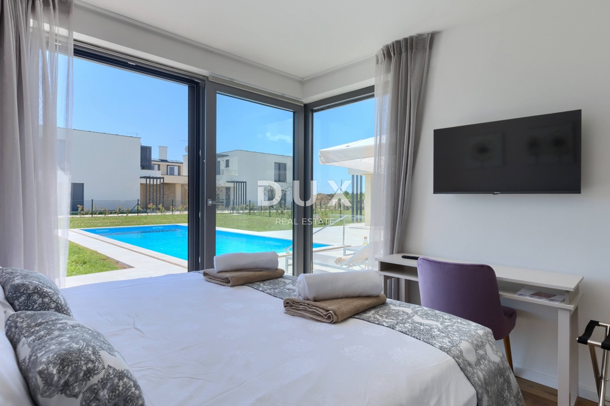 ISTRA, BRTONIGLA – Dve luksuzni vili z bazenoma v mirnem okolju