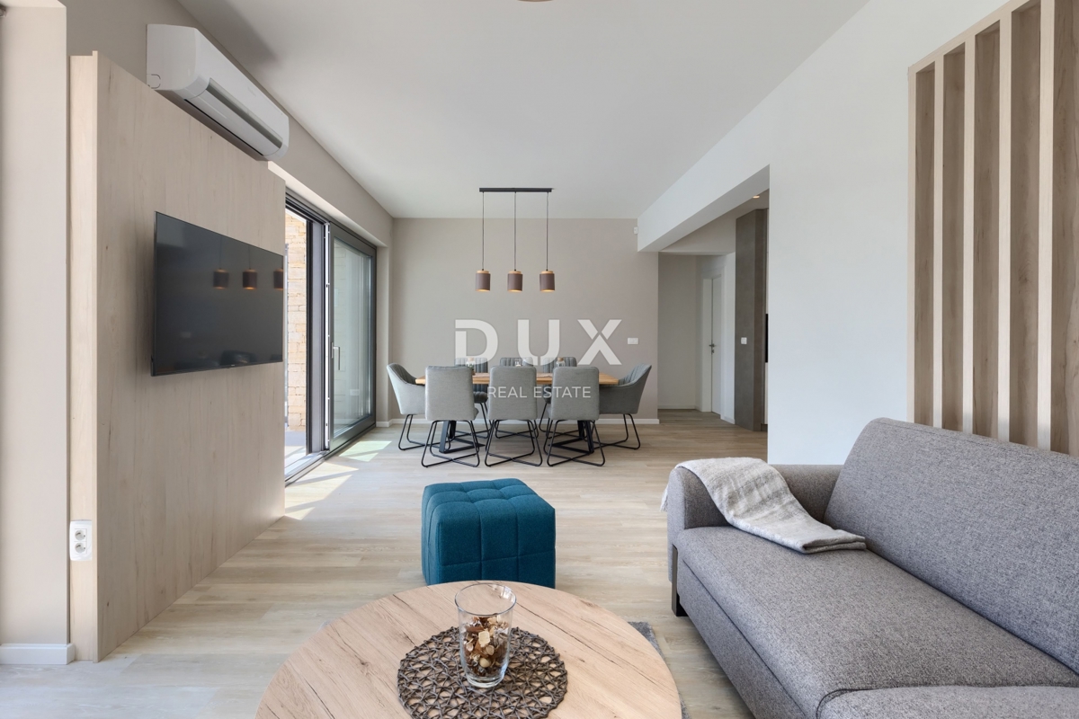 ISTRA, BRTONIGLA – Dve luksuzni vili z bazenoma v mirnem okolju