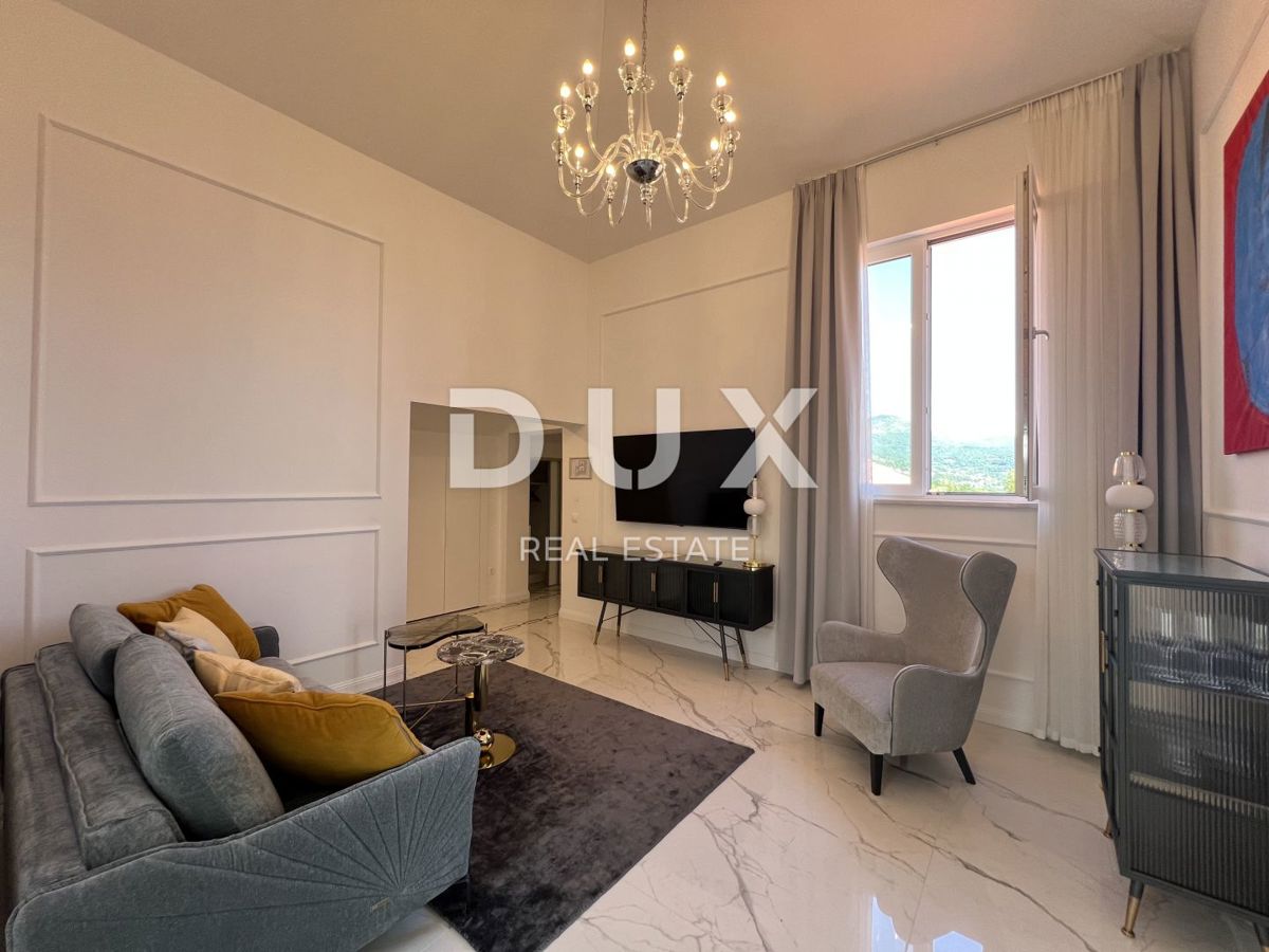 OPATIJA, LOVRAN – Ekskluzivno stanovanje s panoramskim razgledom in bazenom