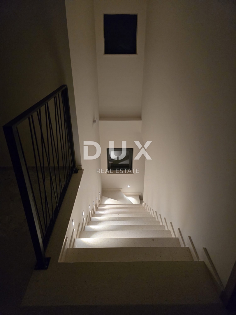 ISTRA, SV. PETAR V GOZDU - Čudovita novogradnja z bazenom in letno kuhinjo