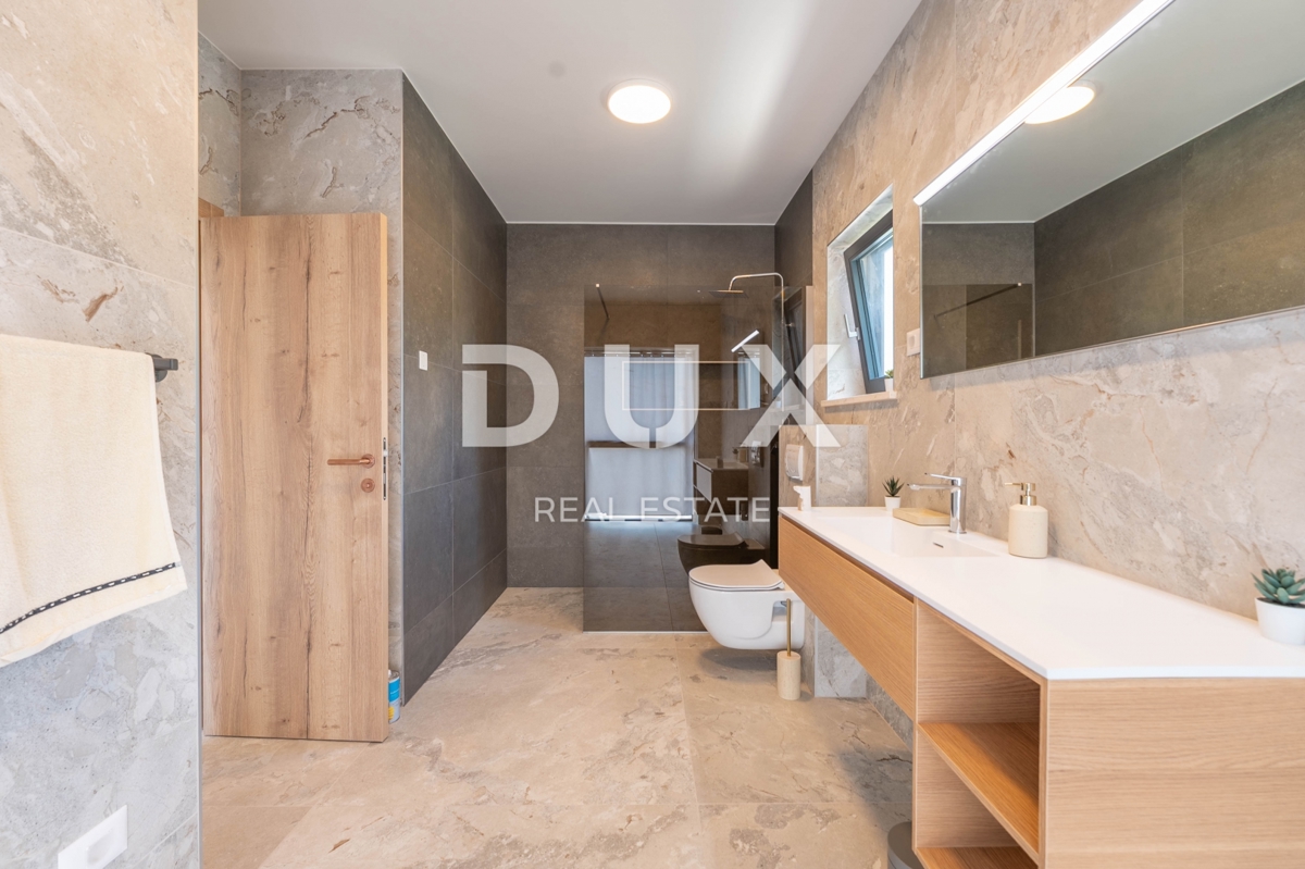 ISTRA, SV. PETAR V GOZDU - Čudovita novogradnja z bazenom in letno kuhinjo