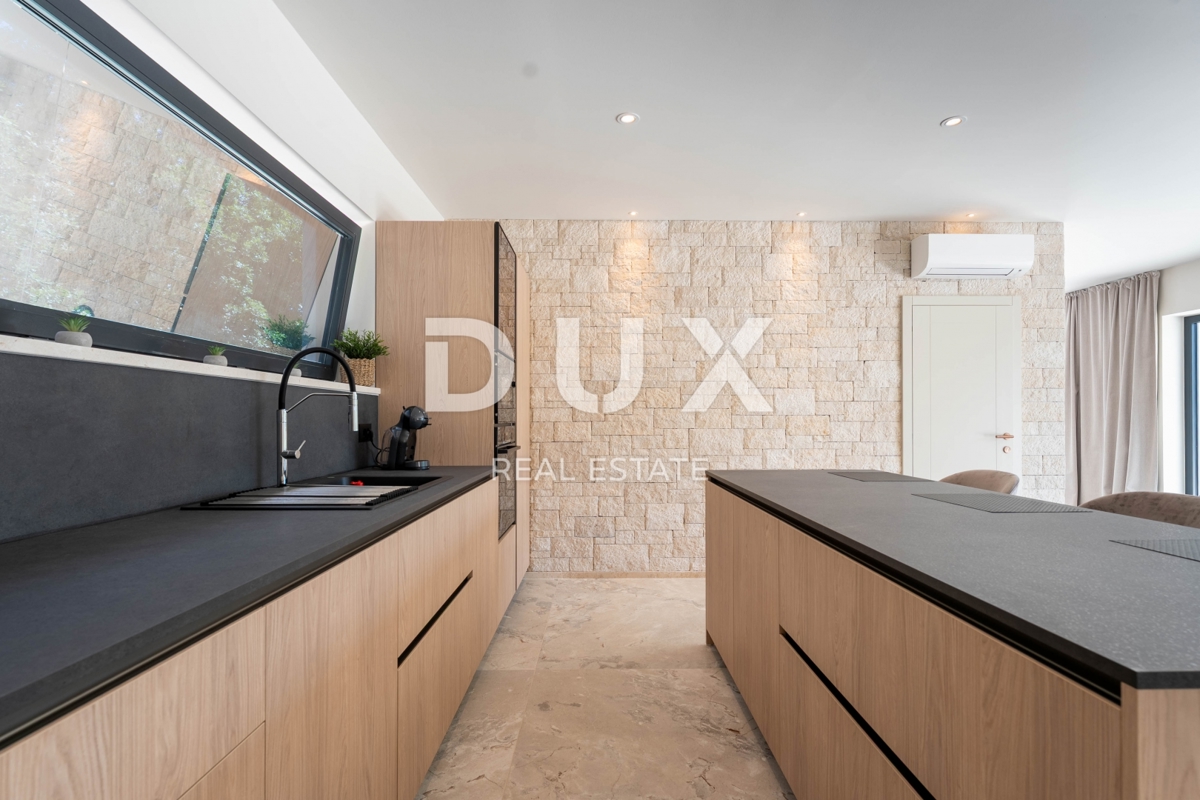 ISTRA, SV. PETAR V GOZDU - Čudovita novogradnja z bazenom in letno kuhinjo