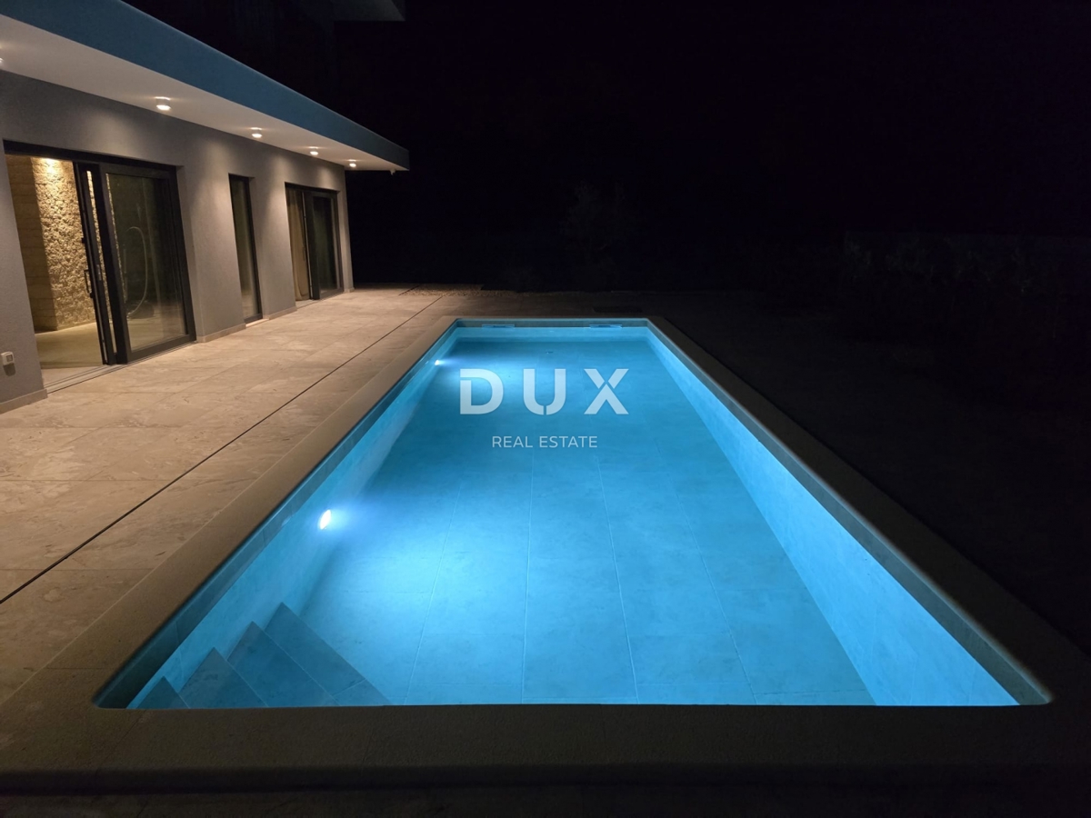 ISTRA, SV. PETAR V GOZDU - Čudovita novogradnja z bazenom in letno kuhinjo